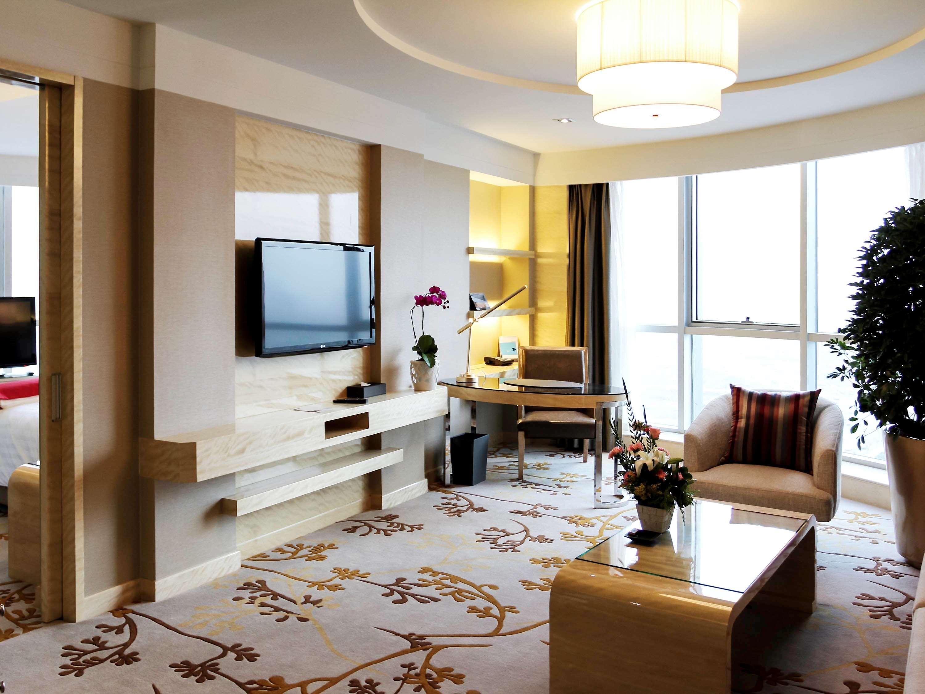 Pullman Linyi Lushang Hotel Kültér fotó